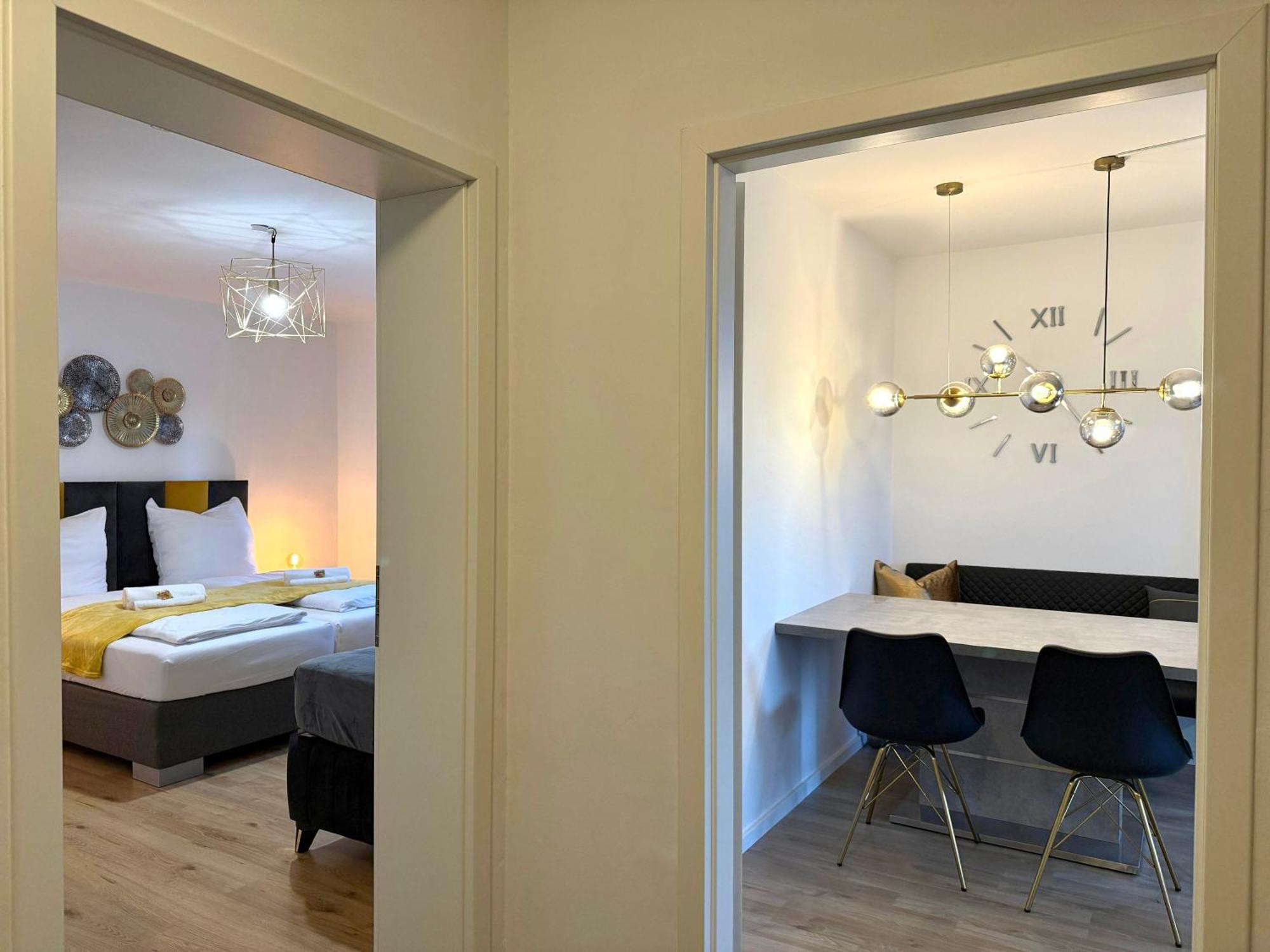 Yay - 65M2 Apartment Am Bahnhof - Smart Tv - Internet - Kaffee - Waschmaschine - Trockner Mühldorf Buitenkant foto