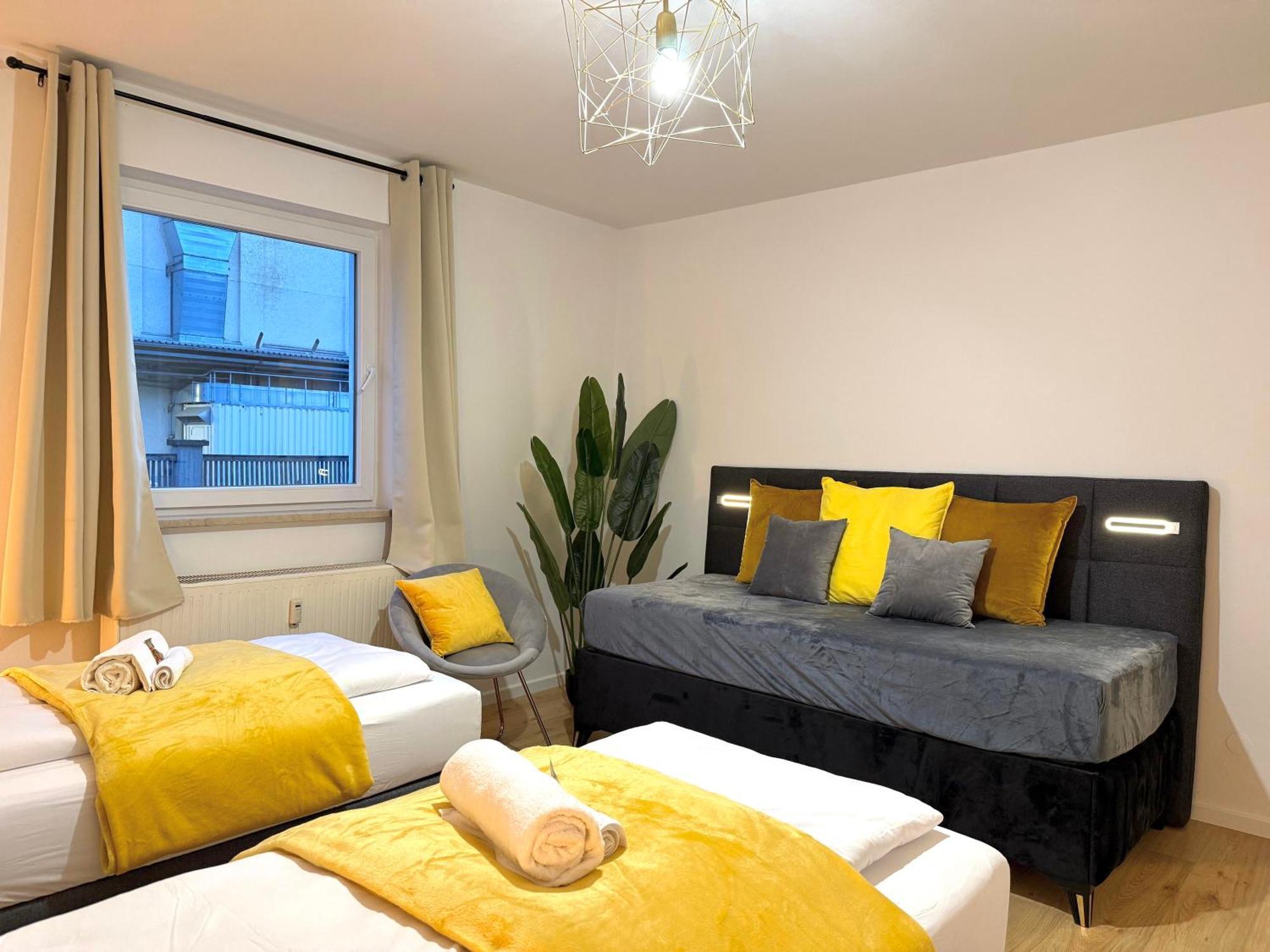 Yay - 65M2 Apartment Am Bahnhof - Smart Tv - Internet - Kaffee - Waschmaschine - Trockner Mühldorf Buitenkant foto