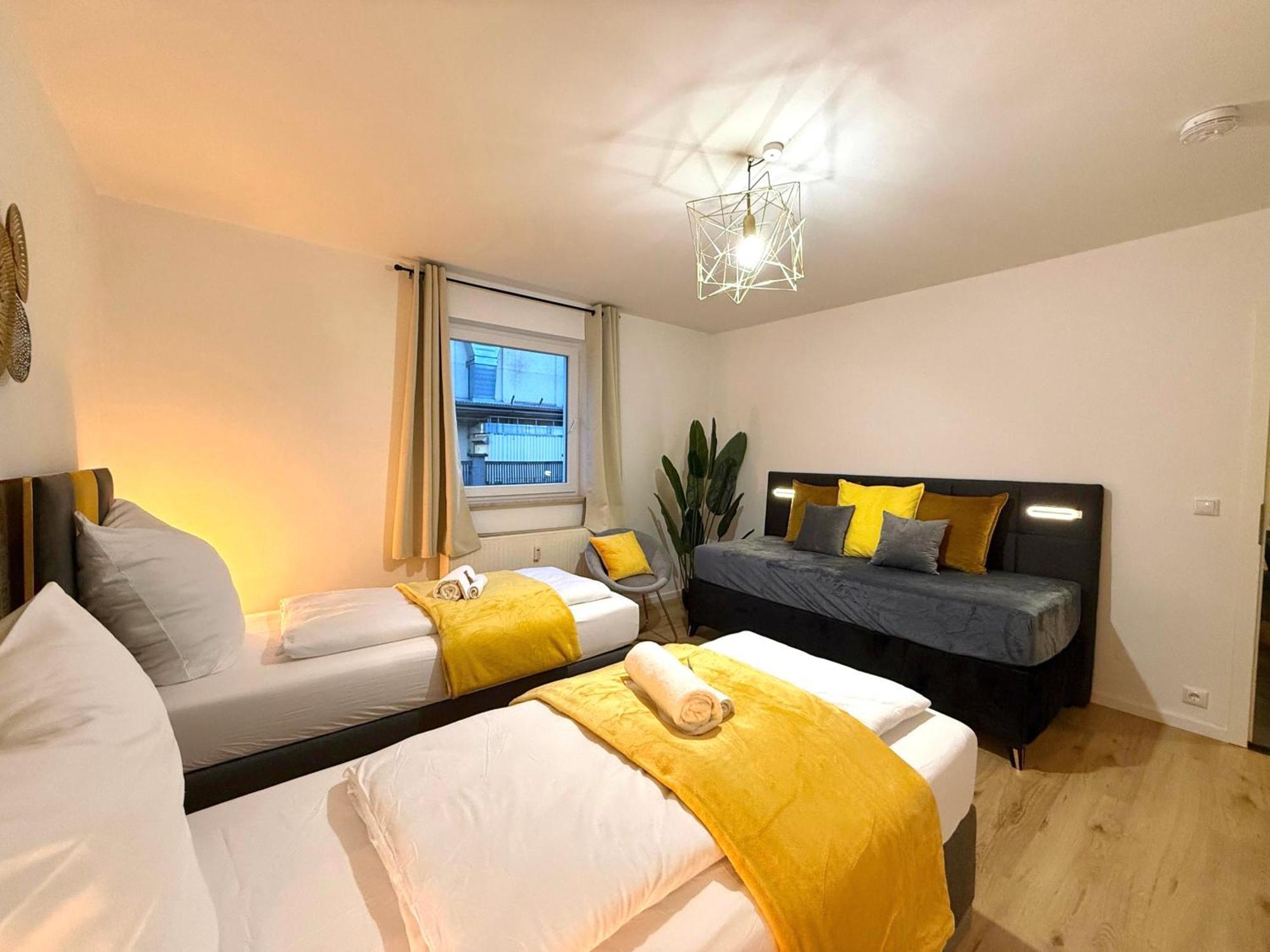 Yay - 65M2 Apartment Am Bahnhof - Smart Tv - Internet - Kaffee - Waschmaschine - Trockner Mühldorf Buitenkant foto